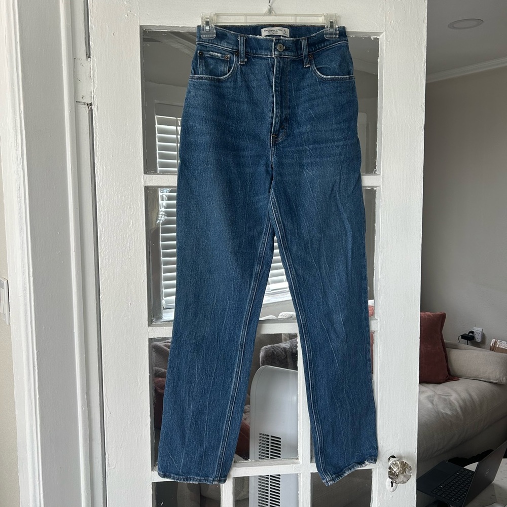 Abercrombie & Fitch Men's Straight Blue Jeans